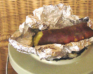 焼き芋が焼けるストーブ