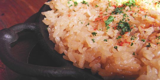 EUGO名物「パエジャ」のランチ